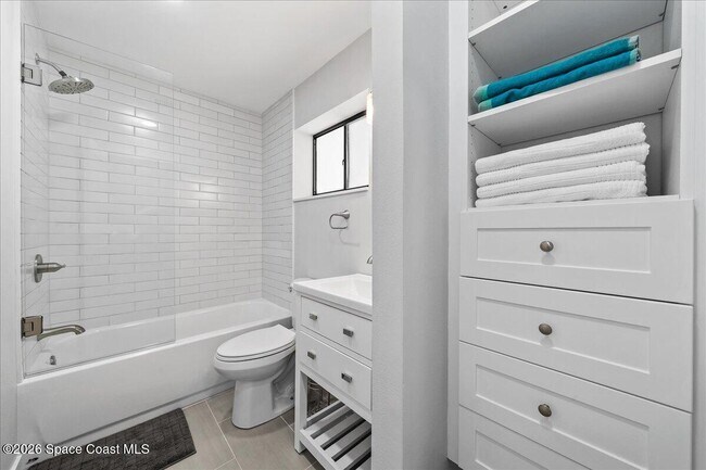 Building Photo - 419 Ocean Ave