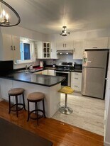 Building Photo - 54 N Walbridge Ave