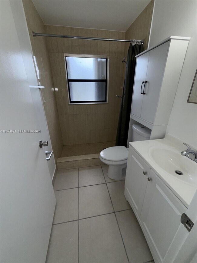 Building Photo - 15324 SW 72nd St