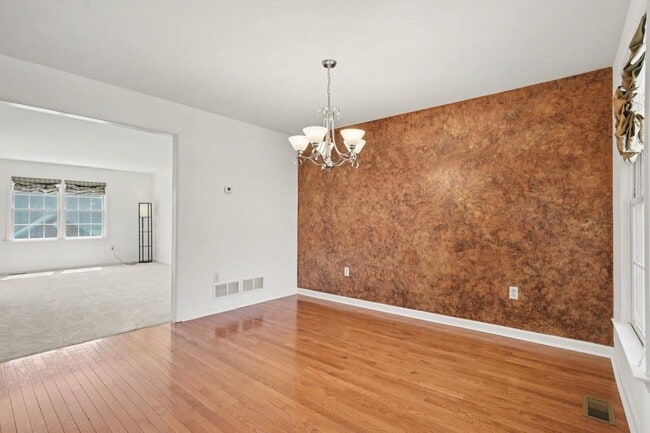 Building Photo - 5050 Mendenhall Dr.