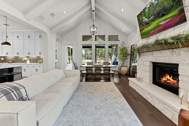 Building Photo - 127 Loysoya St