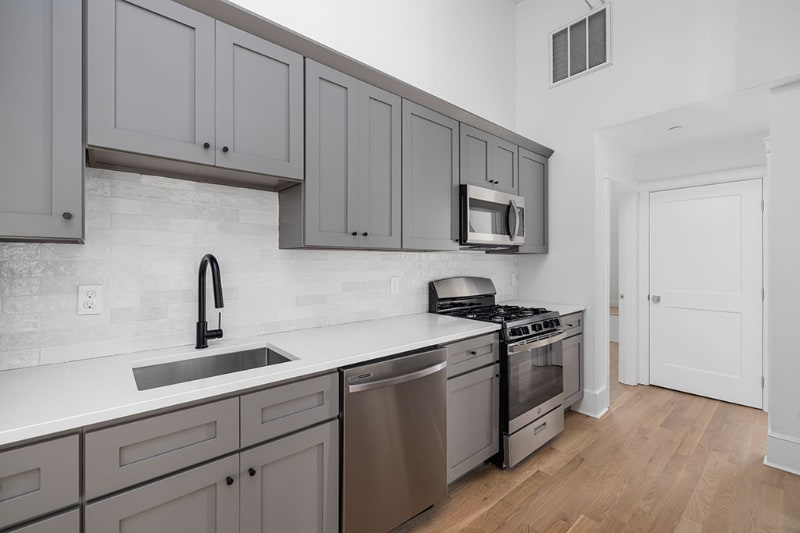 Building Photo - 293 Governor St