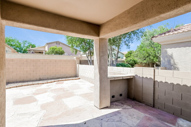 Building Photo - 14436 S Camino Tierra Monte