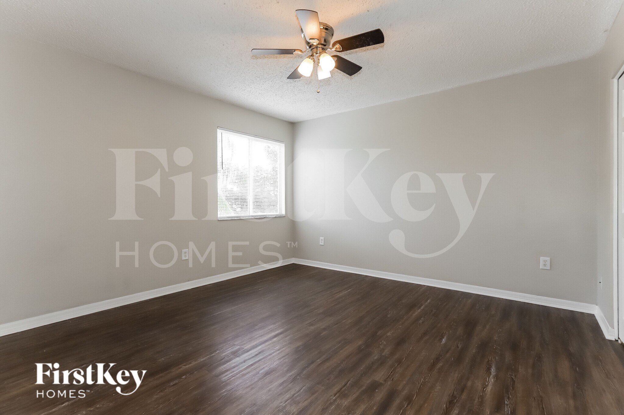 Building Photo - 1227 Alpine Lake Dr