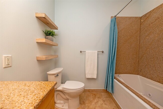 Building Photo - 9420 Seawall Blvd