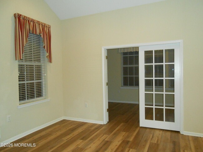 Building Photo - 10 Headwaters Pl