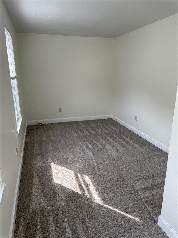 Building Photo - 81 Nightingale Ave