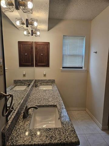 Building Photo - 3921 Whiterock Trail