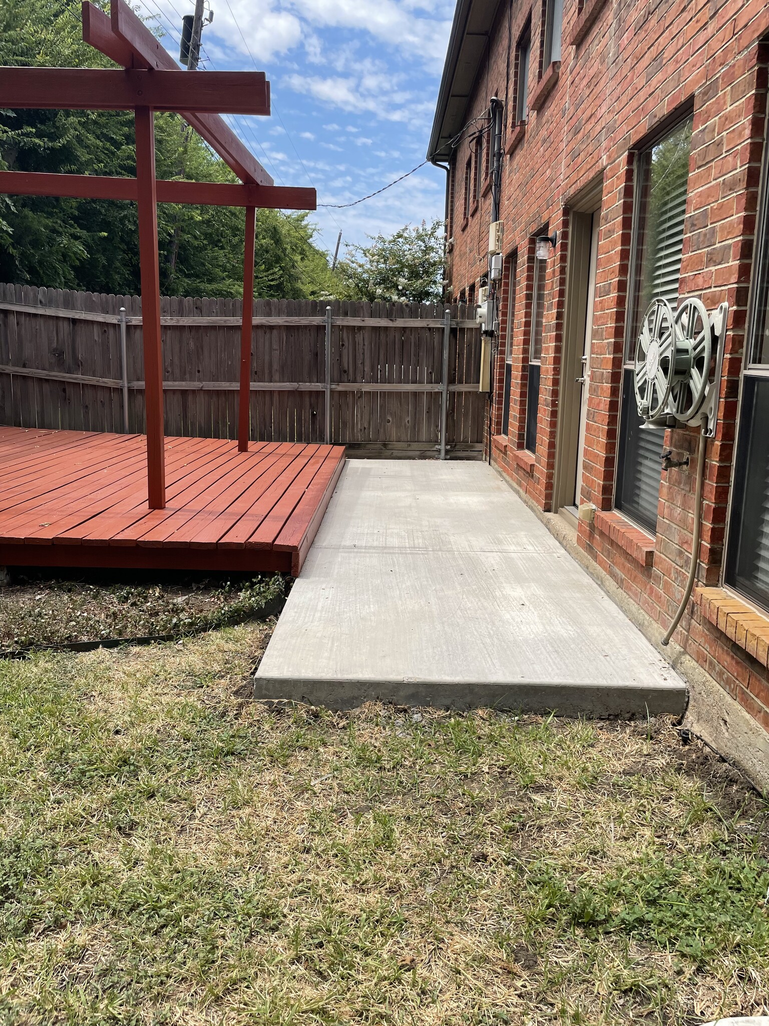 Back patio/deck - 1205 W Hudgins St