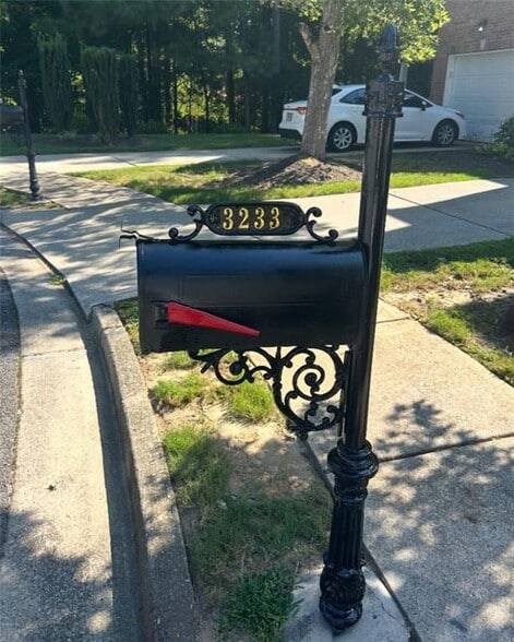 Building Photo - 3233 Glenloch Pl