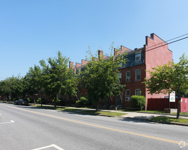 Primary Photo - Cutlery Block Apartments