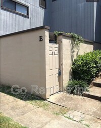 Building Photo - 3350 Altamont Rd S