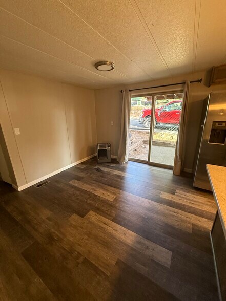 Building Photo - 4303 E Wintergreen Rd