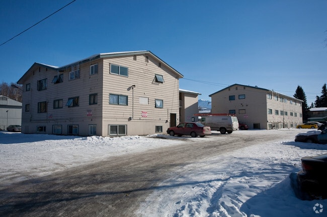 Primary Photo - 8010-8040 Boundary Ave
