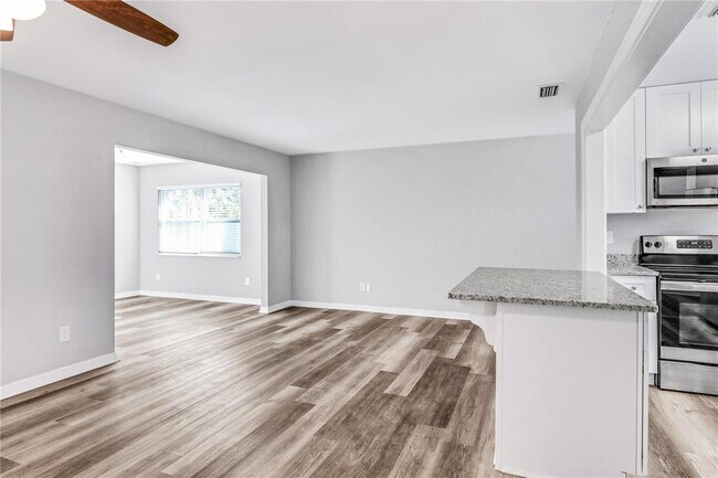 Building Photo - 4457 Chamber Ct