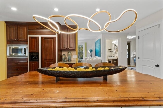 Building Photo - 1532 Huntingdon Trail