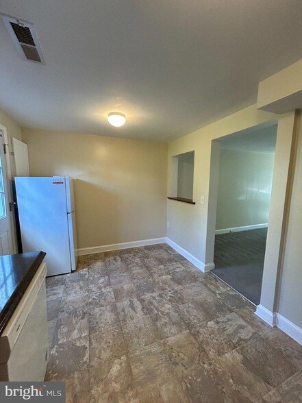 Building Photo - 8447 Braxted Ln