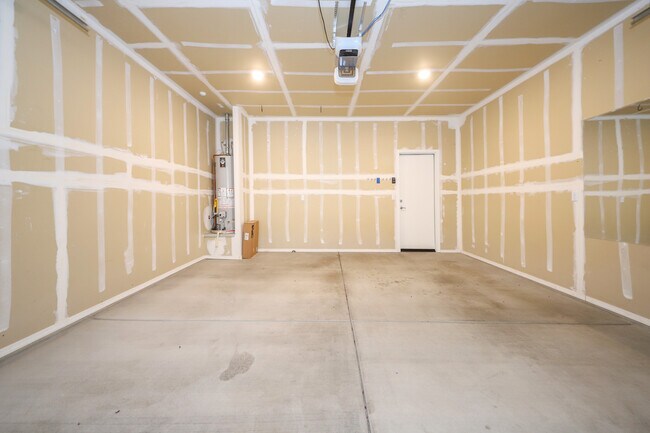 Building Photo - 4466 S Sunrise Bluff Way