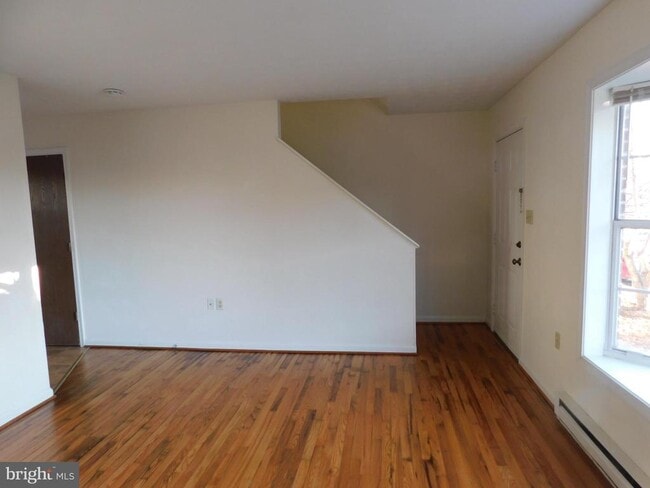 Building Photo - 244 Waterford Ln