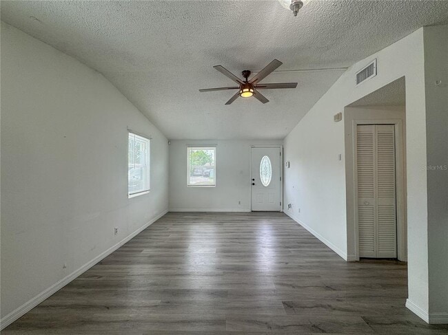Building Photo - 9221 W Patterson St