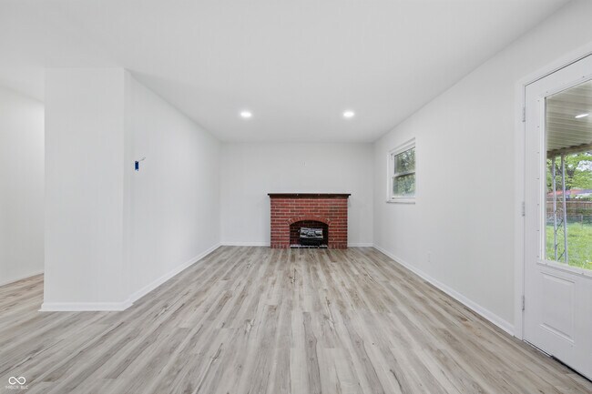 Building Photo - 1116 Heatherwood Dr