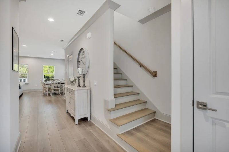 Building Photo - 135 Golden Bell Ct