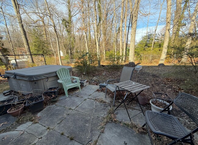 Building Photo - 6711 Park Hall Dr