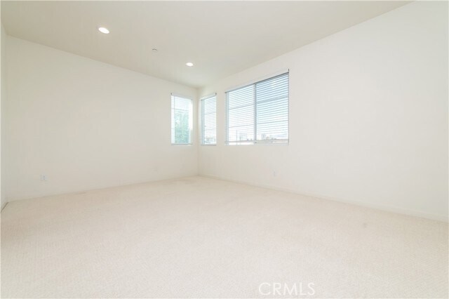 Building Photo - 155 Frame