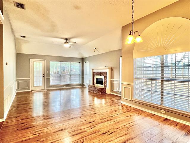 Building Photo - 1800 Quail Hollow Dr