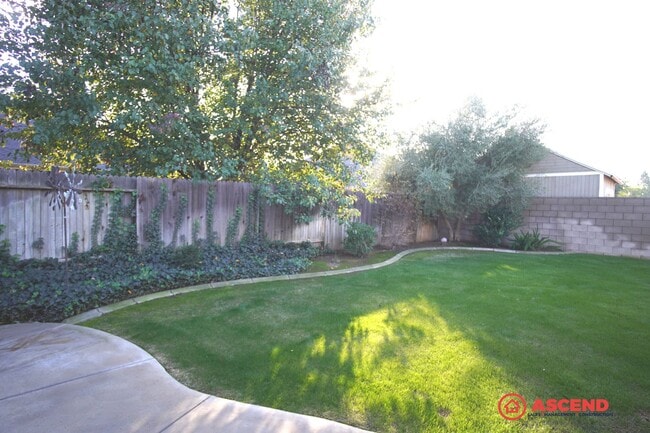 Building Photo - Breathtaking Home Off Calloway and Snow Rd!