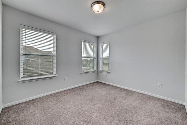 Building Photo - 6408 Owl Creek Ln