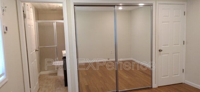 Building Photo - 204 Taurus Dr