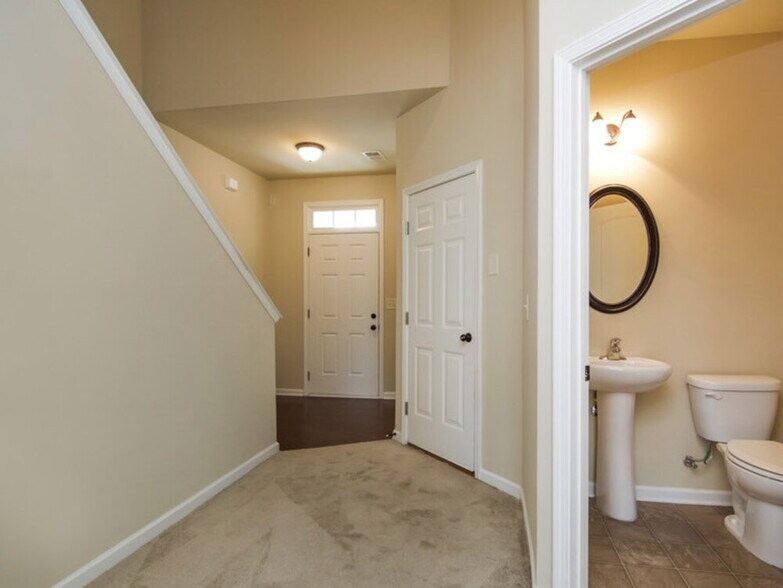Building Photo - 2345 Morgan Farm Dr