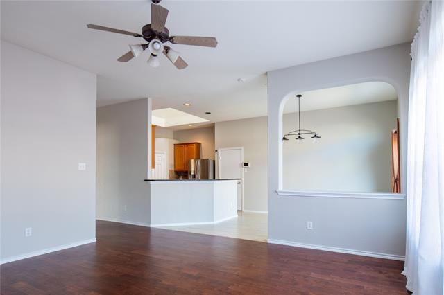 Building Photo - 9400 Stonewood Dr