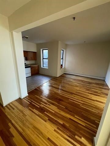 Building Photo - 220 Stegman St