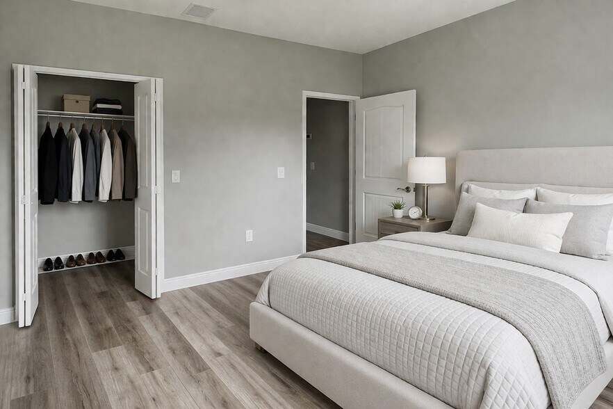 Building Photo - 528 SE 35th Ter