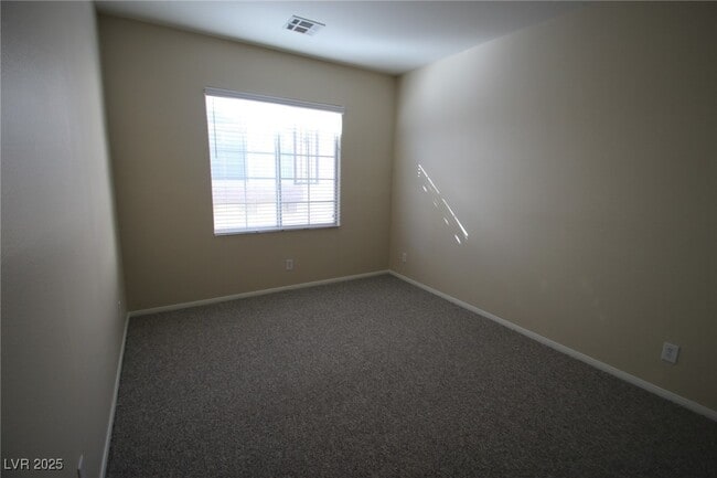 Building Photo - 8952 Gray Quail Ct