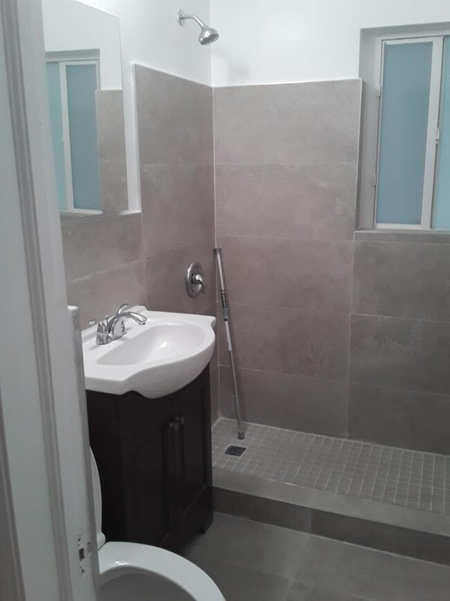 Building Photo - 451 NE 134th St