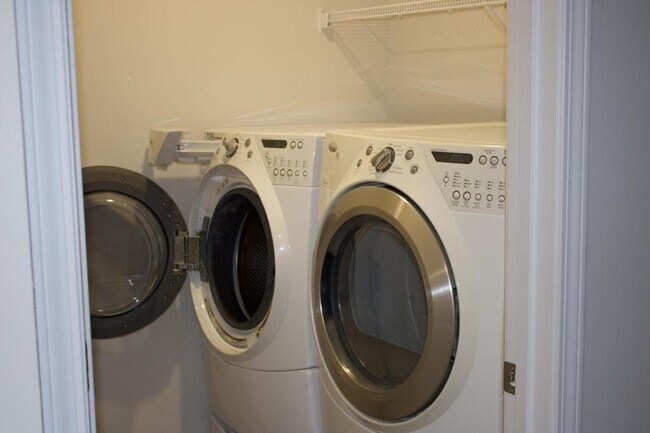 Building Photo - 4516 East Coast Ln