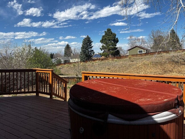 Building Photo - Stunning 3 bed 3 bath rental home in Highlands Ranch CO 80126 available 4-1-2026