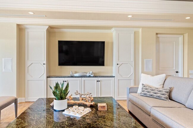 Building Photo - Stunning, Luxury La Jolla Shores Location with Panoramic Ocean Views!!