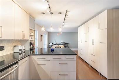 Building Photo - 410 Westview Ct