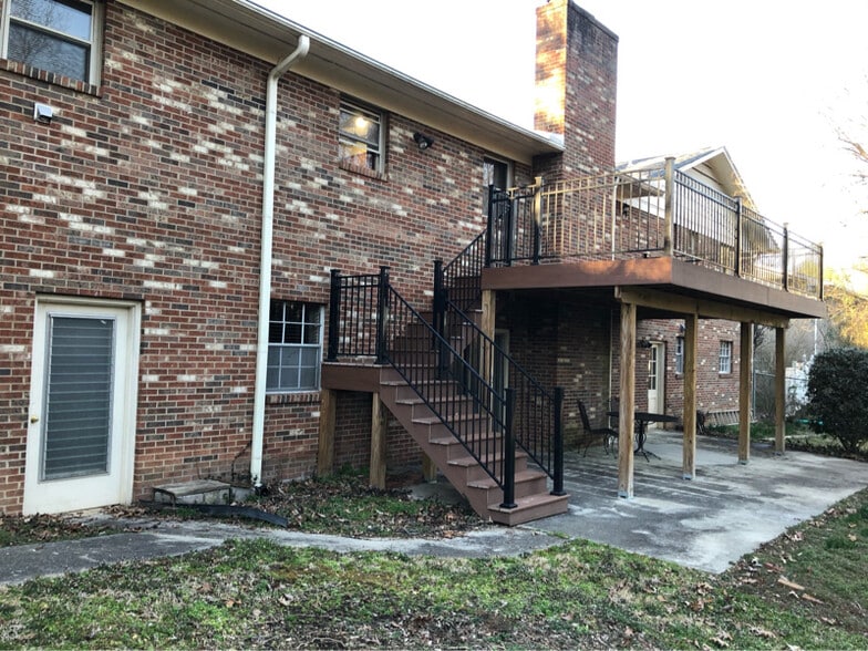 Building Photo - 5118 Cumberland Wood Dr NW