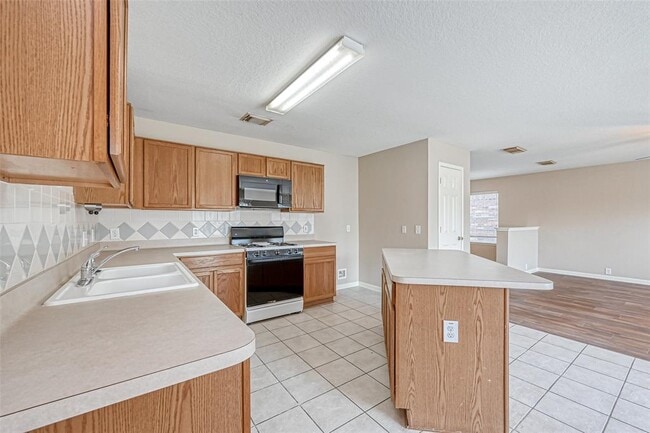 Building Photo - 11918 Solon Springs Dr