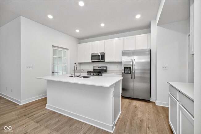 Building Photo - 15254 Swallow Fls Wy