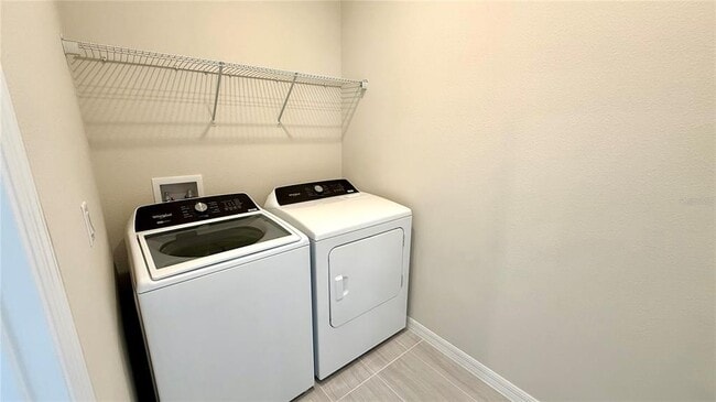 Building Photo - 4576 Maple Waltz Aly