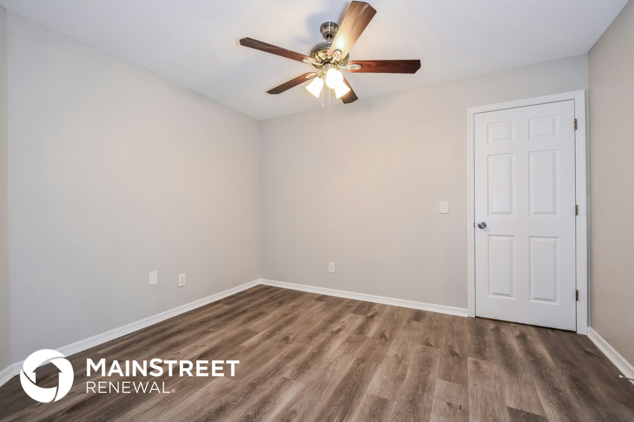 Building Photo - 814 Crystal Ave