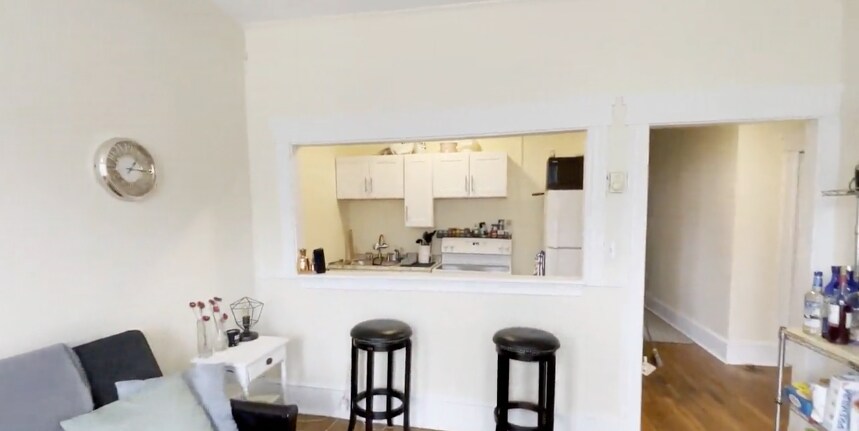 Building Photo - 848 Huntington Ave