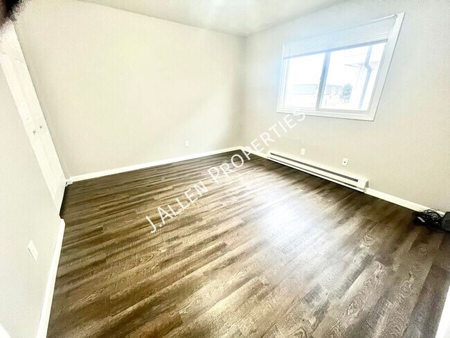 Building Photo - 107 Gold Strike Dr