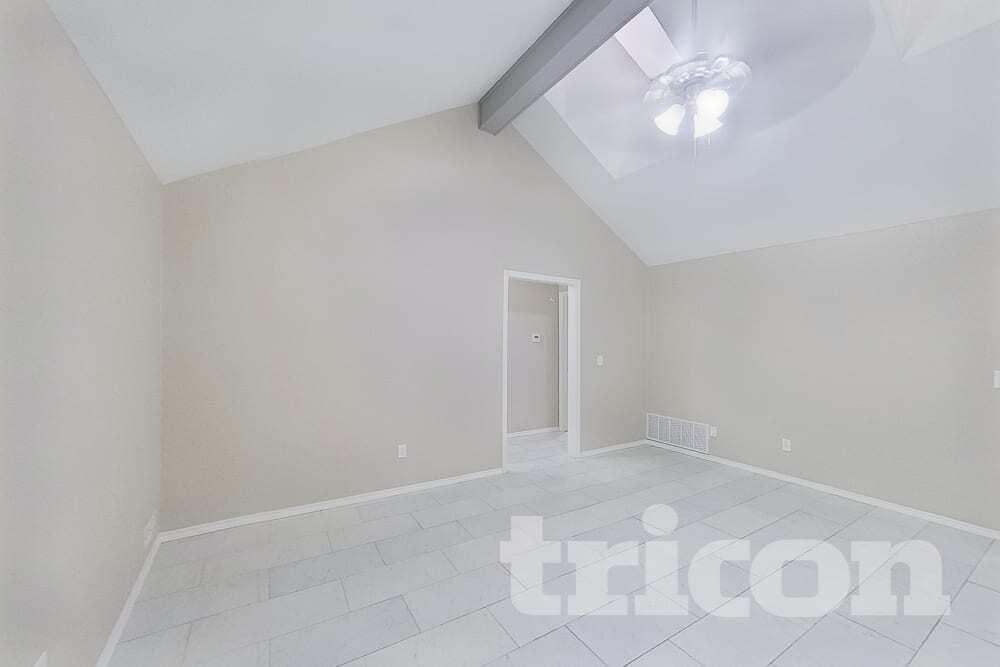 Building Photo - 3201 Chimneyrock Dr